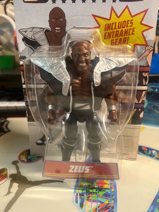 WWF Superstars Zeus Action Figure - Picture 3 of 3